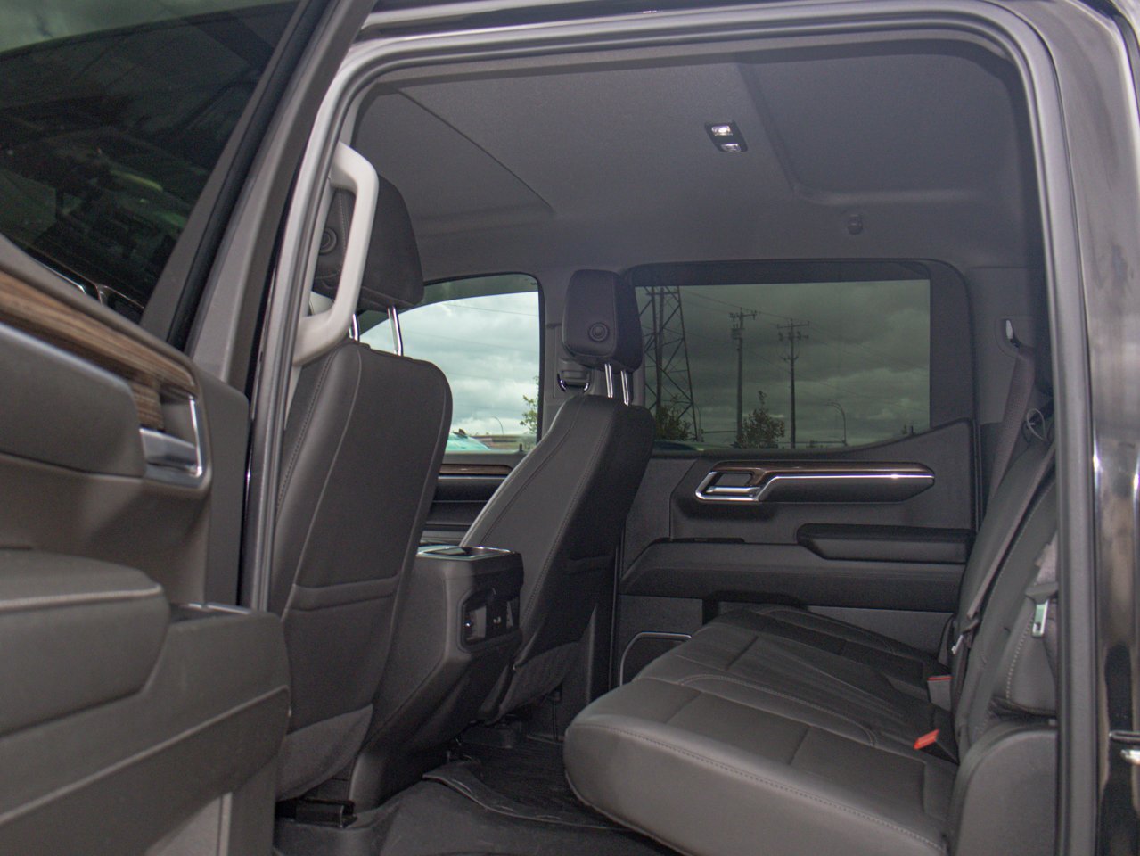 2024 Chevrolet Silverado 1500 4WD Crew Cab 147 RST Black Sherwood Park - photo #33