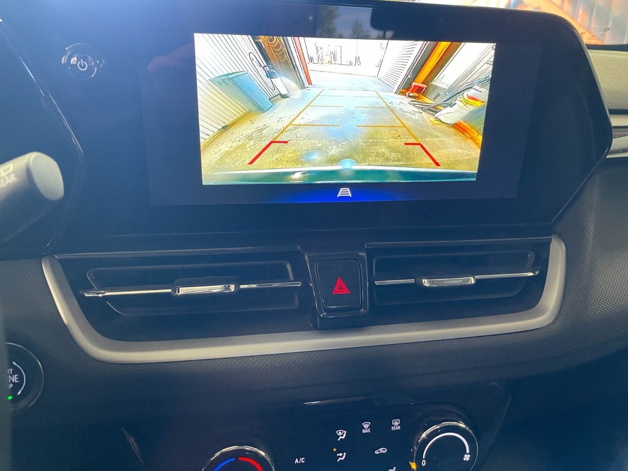 2025 Chevrolet Trailblazer LT AWD *SIÈGES CHAUFF* CARPLAY ALERTES WIFI USB Grey Saint-Jérôme - photo #13