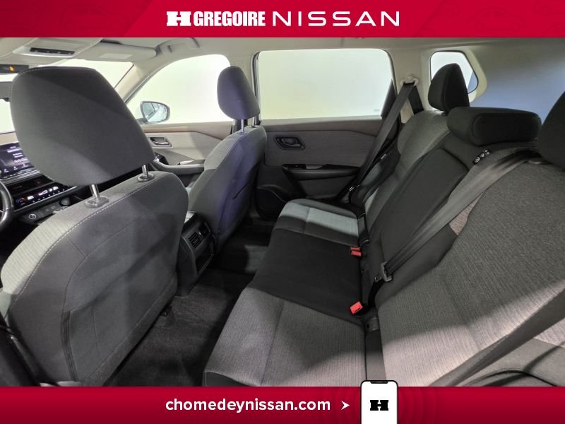 2022 Nissan Rogue Grey Saint-Eustache - photo #23