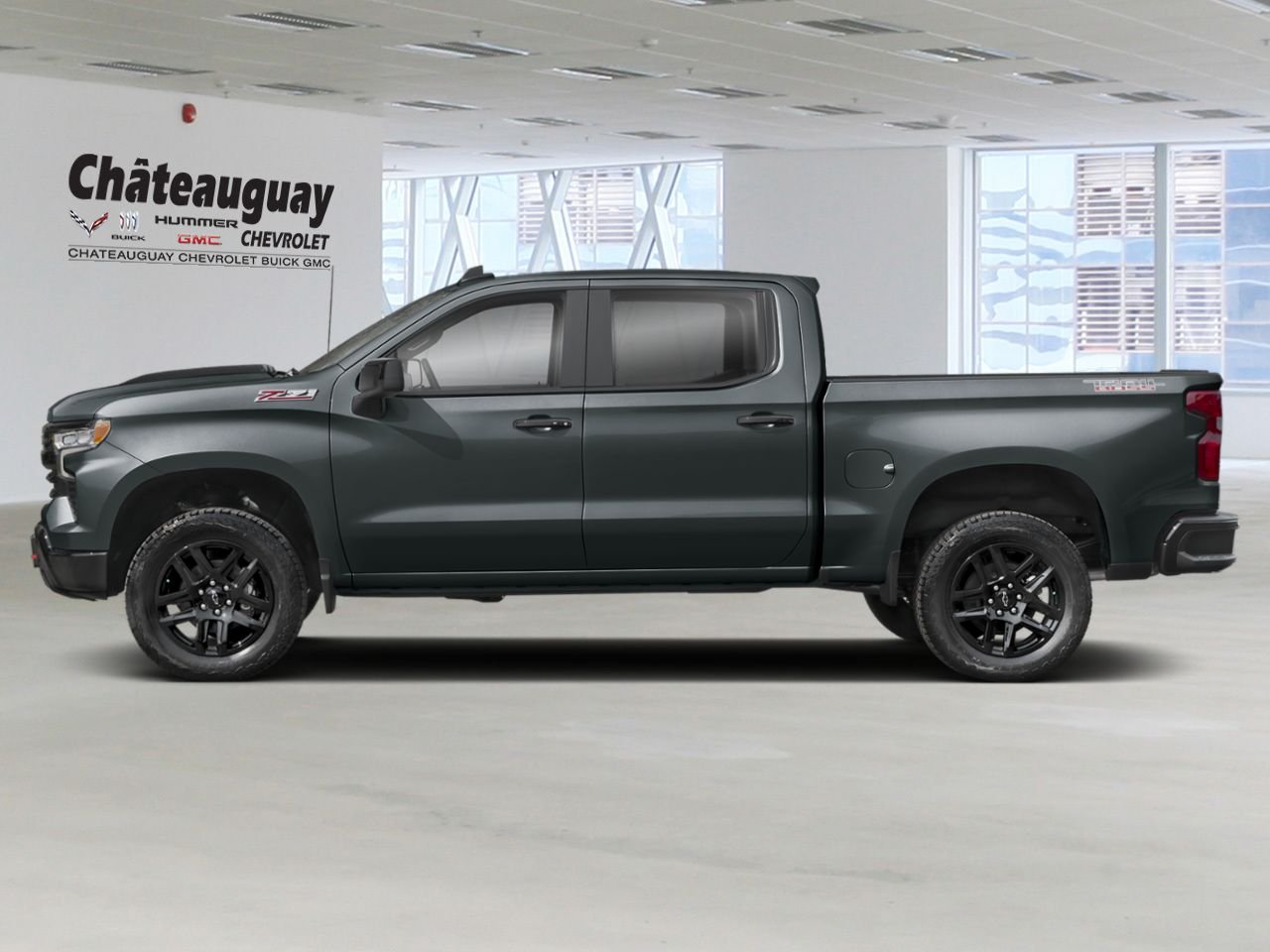 CHEVROLET Silverado 1500 LT Trail Boss cabine multiplace 4RM 147 po 2026 Gris cyprès Châteauguay - photo #1