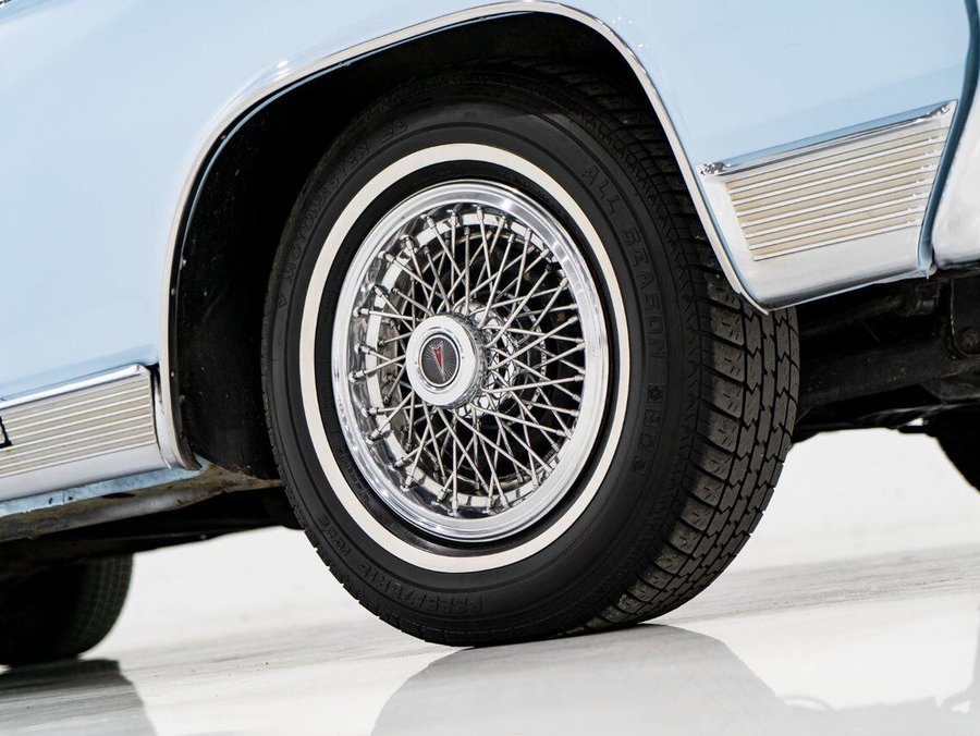 Pontiac Bonneville 1964 1964 Bleu