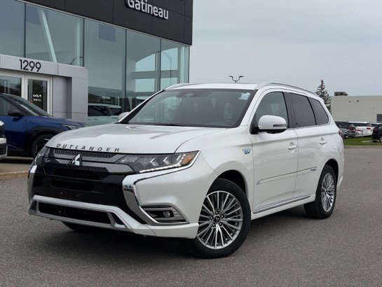 2022 Mitsubishi Outlander 2022 White