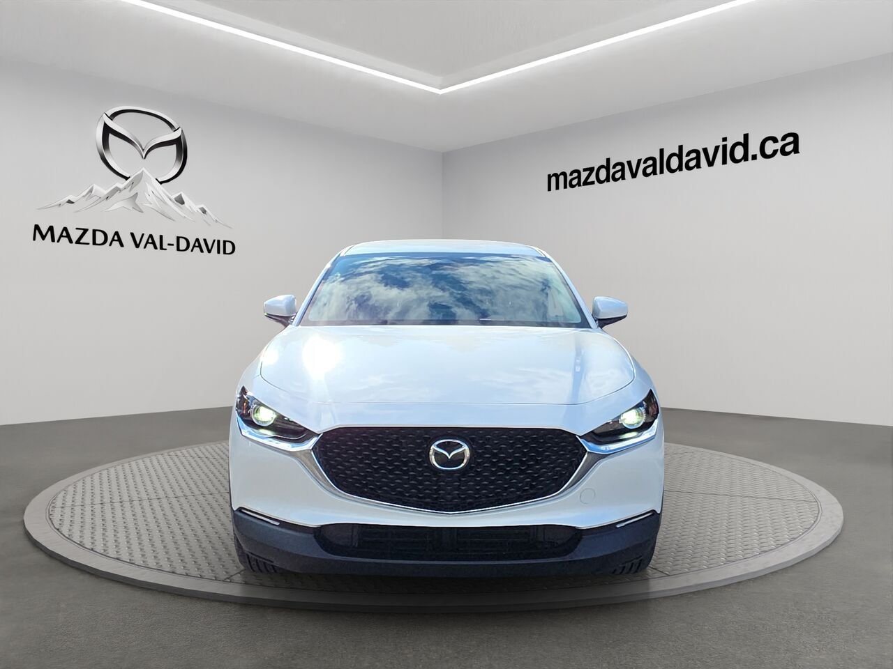 2025 Mazda CX-30 Gs, awd, sièges, volant et rétroviseurs chauffants White Val-David - photo #0