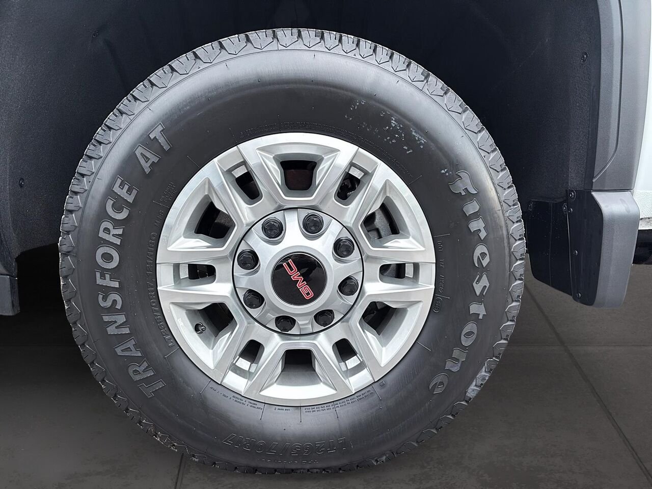 GMC Sierra 2500HD Pro cabine multiplace 4RM 159 po 2026 BLANC SOMMET Saint-Hyacinthe - photo #6