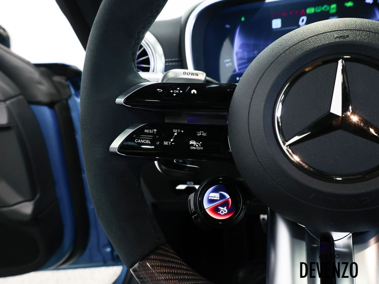 Mercedes-Benz GT AMG 2026 Bleu Saint-Eustache - photo #12