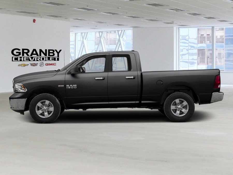 2016 Ram 1500 Cabine quad 4RM, 140,5 po SLT Black