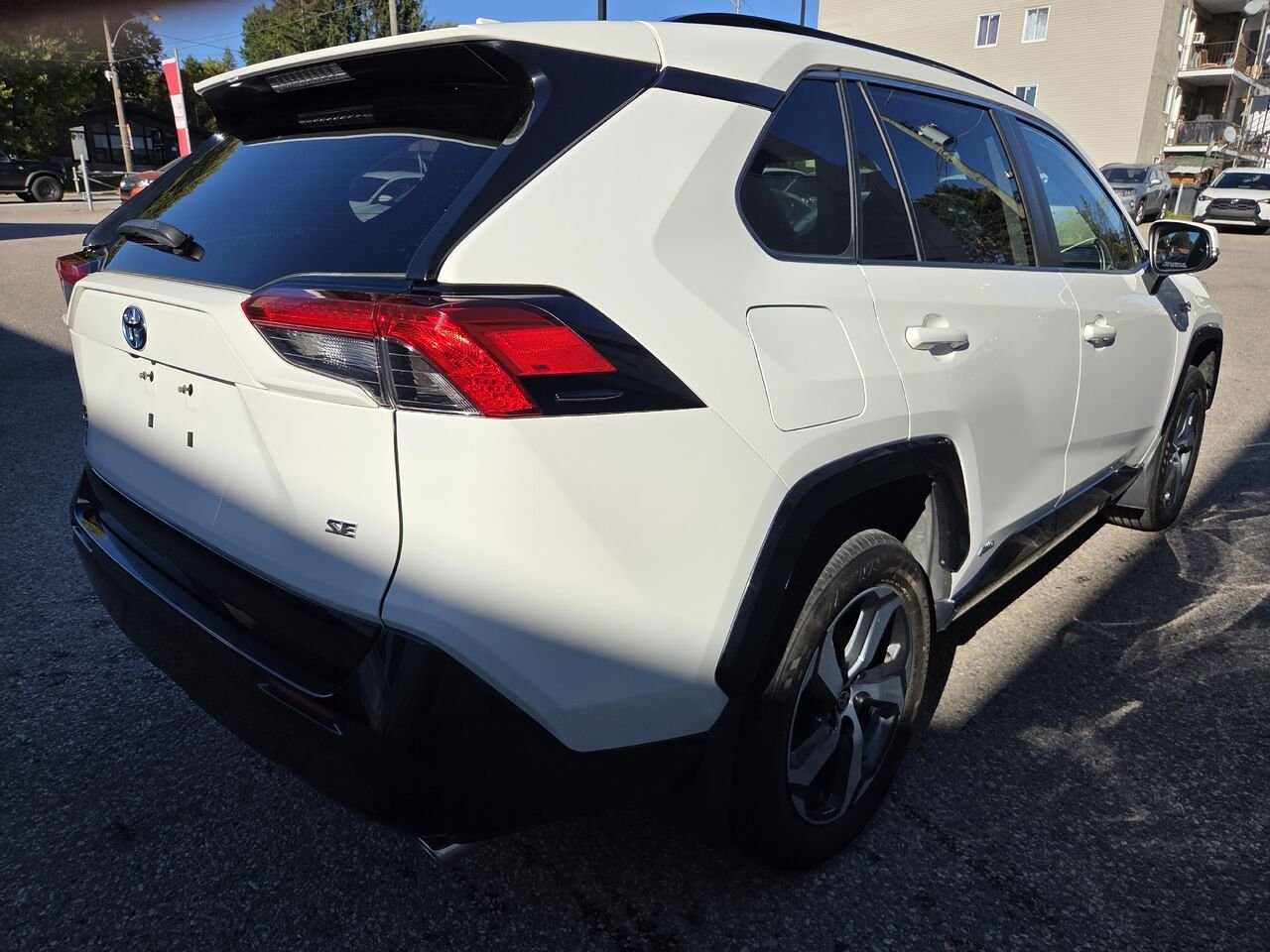 2024 Toyota RAV4 PRIME SE White Mont-Laurier - photo #4