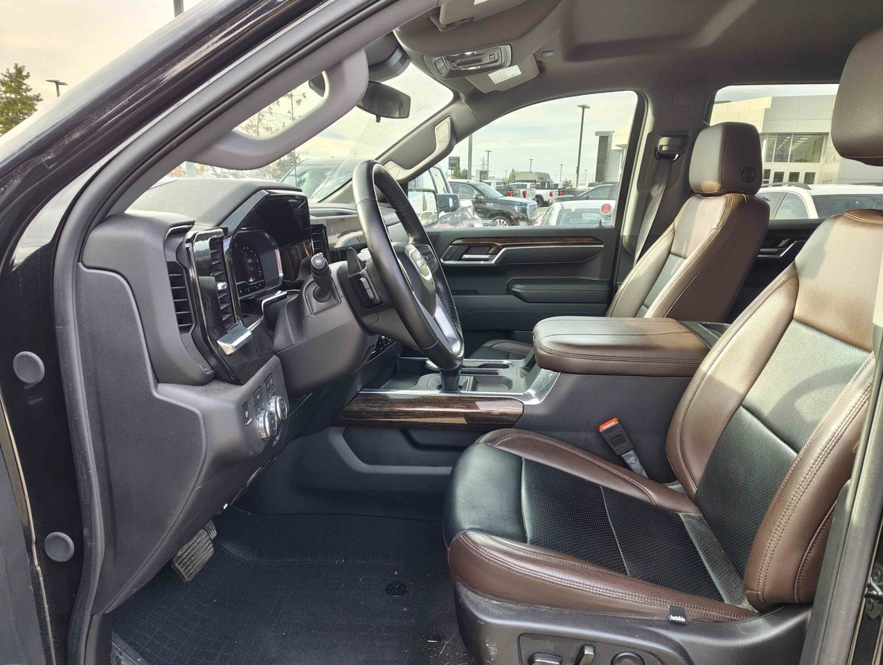 2024 GMC Sierra 1500 4WD Crew Cab 147 Elevation Black Sherwood Park - photo #7