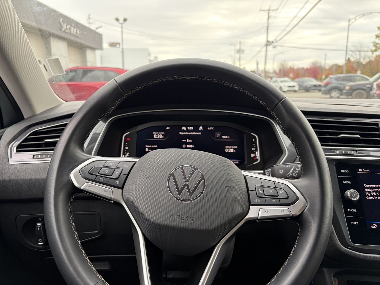 2024 VOLKSWAGEN TIGUAN SE/WOLFSBURG Comfortline 4MOTION Grey Montmagny - photo #15