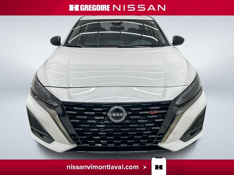Nissan Altima SR CARPLAY awd CAMERA a partir de 2.99% 2025 Blanc
