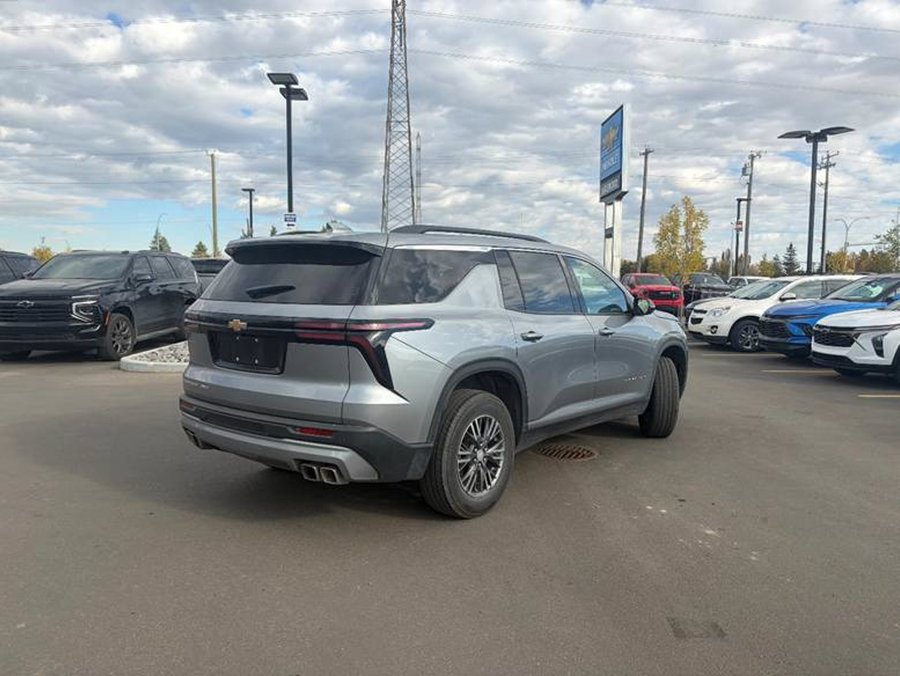 2026 Chevrolet Traverse 2LT AWD 2.5T 7 Passenger | Heated Leather Bucket Seats Grey