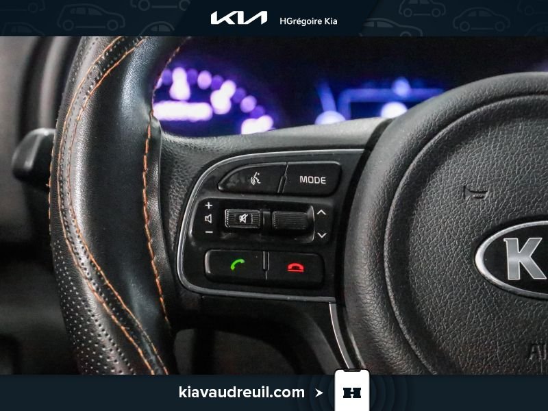 2017 Kia Sportage Black Laval - photo #13