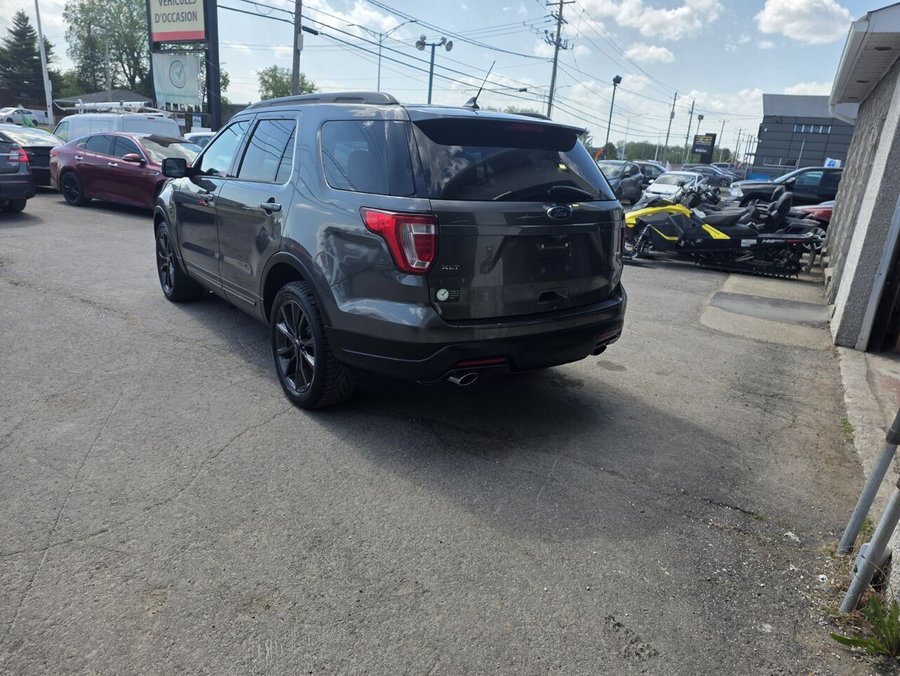 2018 Ford exolorer 2018 Grey