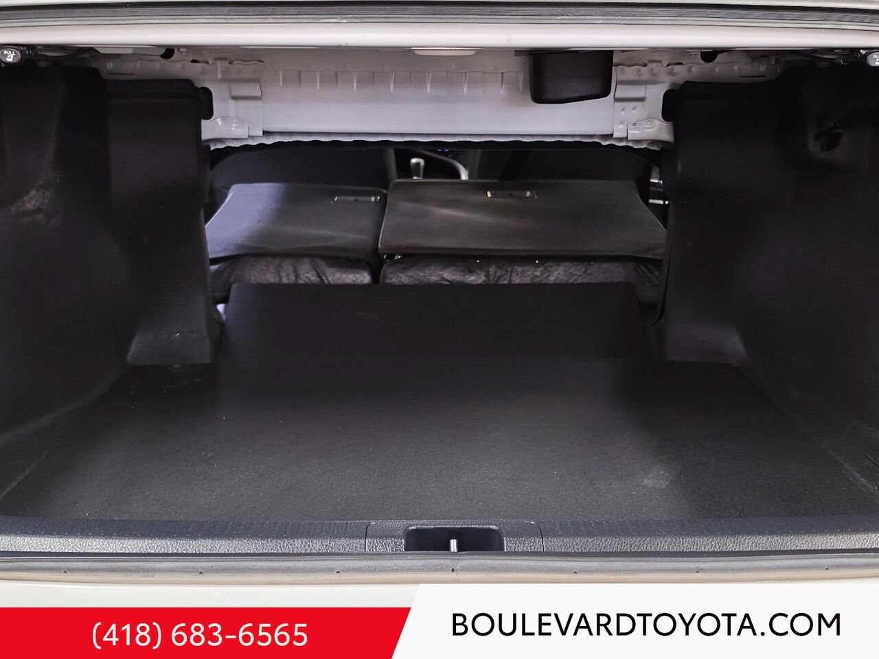 Toyota Camry 550000-65 | HYBRIDE LE 2022 Blanc Québec - photo #20