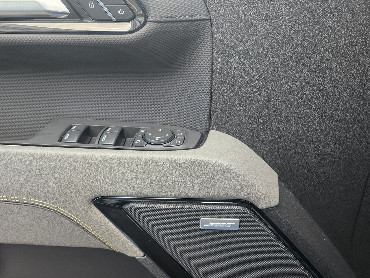 Chevrolet Silverado 1500 ZR2 cabine multiplace 4RM 147 po 2026 Bleu Thetford Mines - photo #13