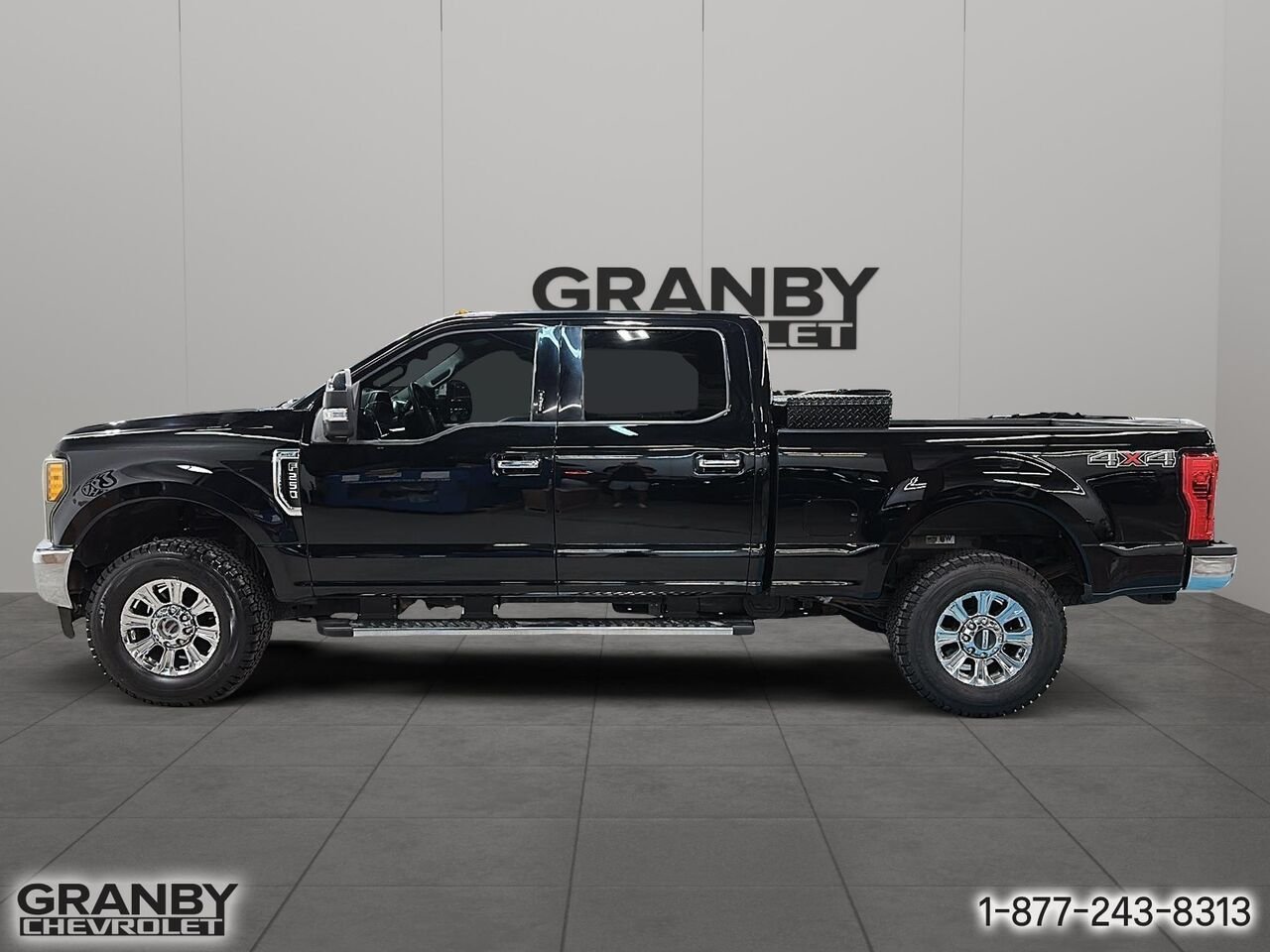 Ford Super Duty F-250 SRW XL cabine 6 places 4RM 160 po | 26-0618B 2017 Noir Granby - photo #7