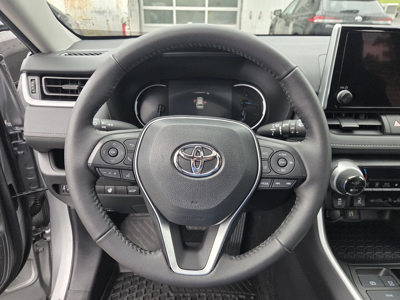 Toyota RAV4 hybride XLE TI 2023 Ciel argent métallisé Lac-Etchemin - photo #19