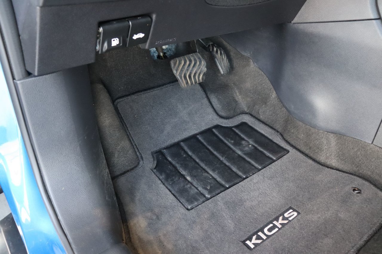 Nissan Kicks S 2023 Bleu Baie-Comeau - photo #16