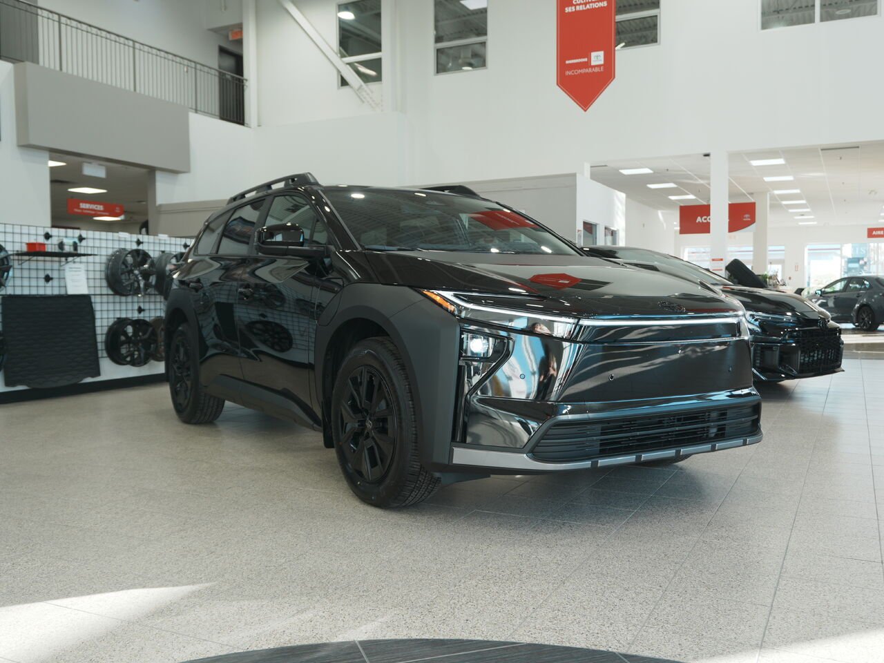 Toyota bZ Woodland AWD (GS) 2027 Noir Sherbrooke - photo #0