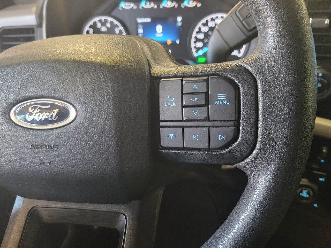 2023 Ford F-150 White  - photo #19