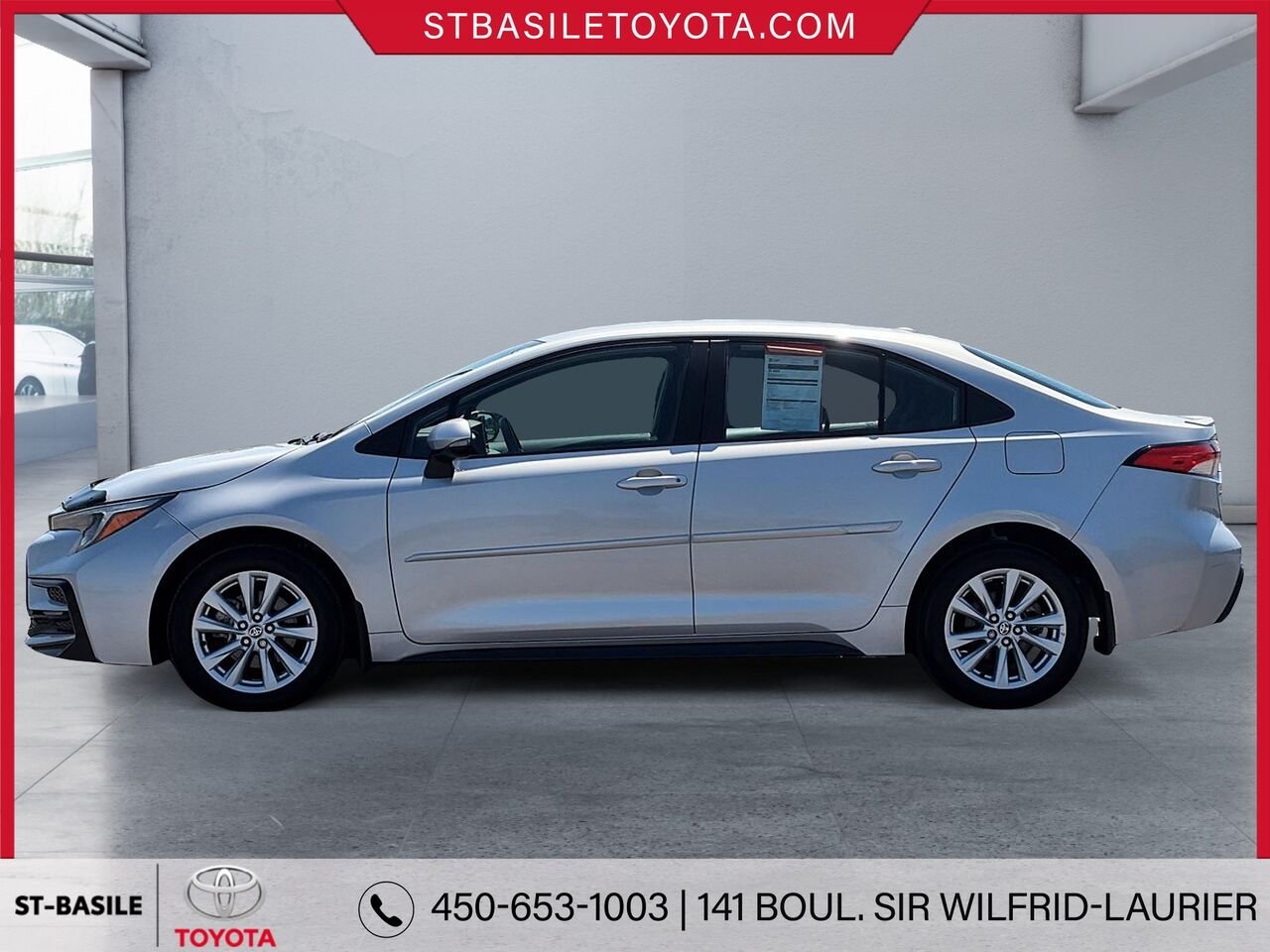 2024 Toyota COROLLA Classic Silver Metallic Saint-Basile-le-Grand - photo #7