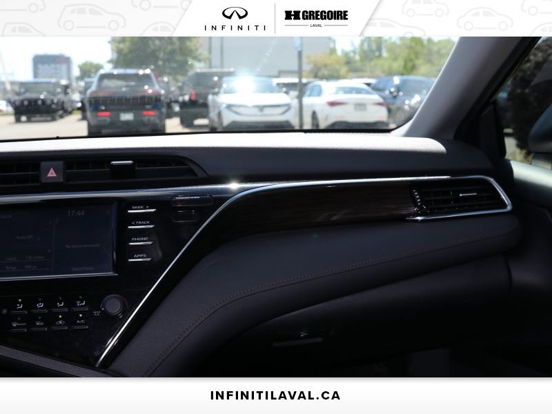 2018 Toyota Camry Laval - photo #21