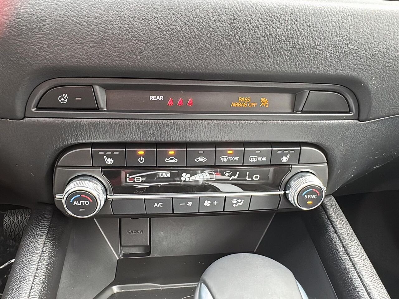 2025 Mazda CX-5 White Rouyn-Noranda - photo #16