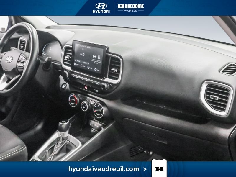 2025 Hyundai Venue Blue Blainville - photo #30