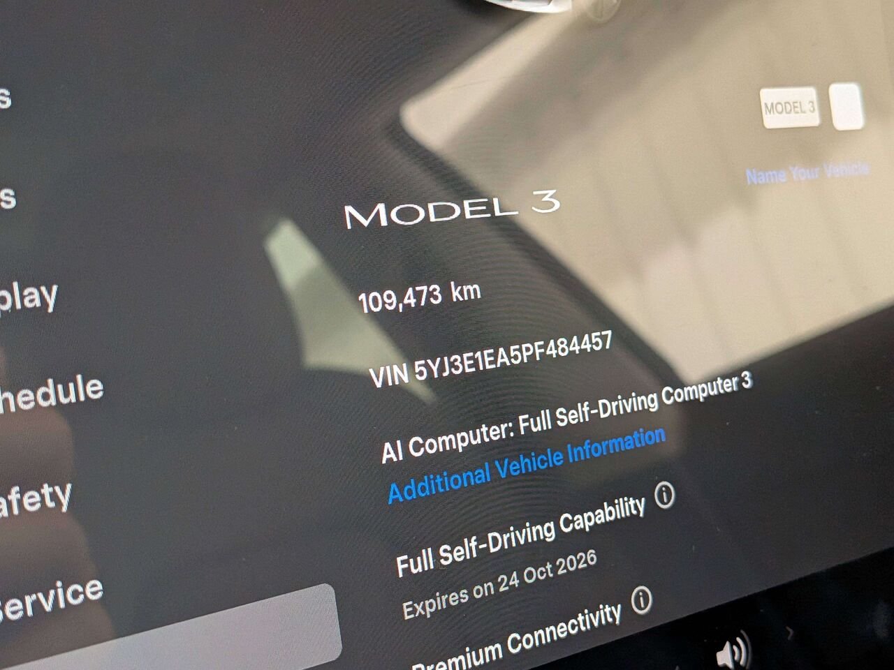 2023 Tesla Model 3 RWD White Val-David - photo #17