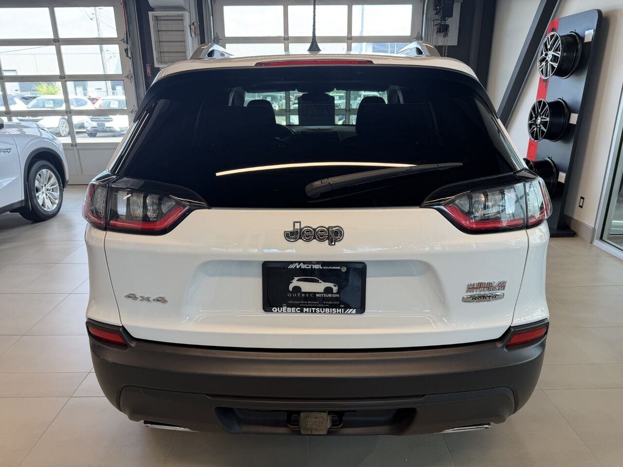 2020 Jeep Cherokee White Saint-Eustache - photo #5