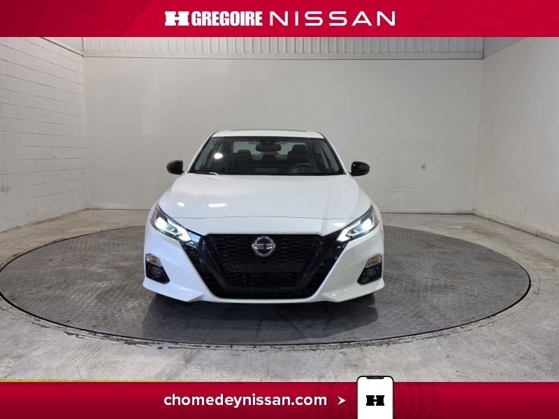 2022 Nissan Altima Black Blainville - photo #1