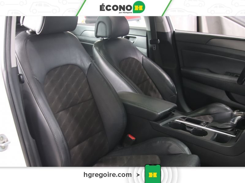 Hyundai Sonata 822298 | 2.4L SPORT TECH AUTO A/C GR ELECT MAGS 2016 Blanc Laval - photo #25