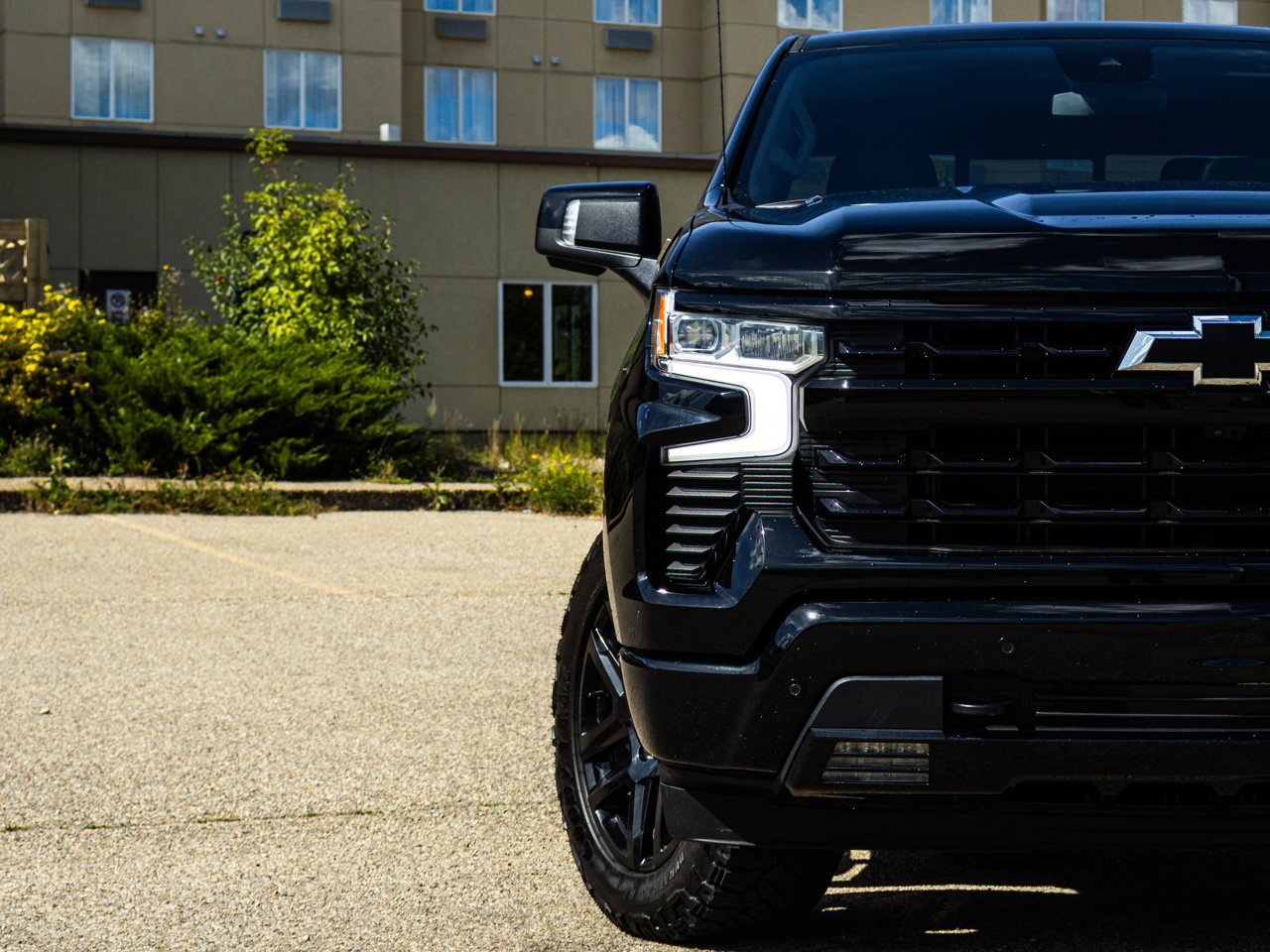2024 Chevrolet Silverado 1500 4WD Crew Cab 147 RST Black Sherwood Park - photo #5