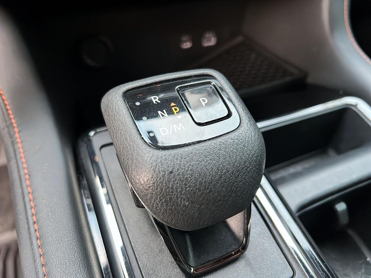 Nissan Pathfinder SV ROCK CREEK 2025 Beige Québec - photo #13