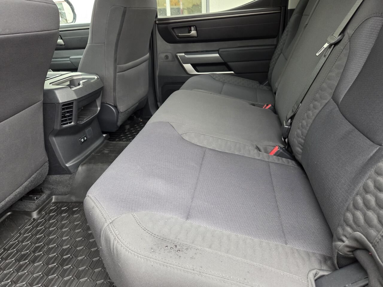 2024 Toyota TUNDRA Black Mont-Laurier - photo #12