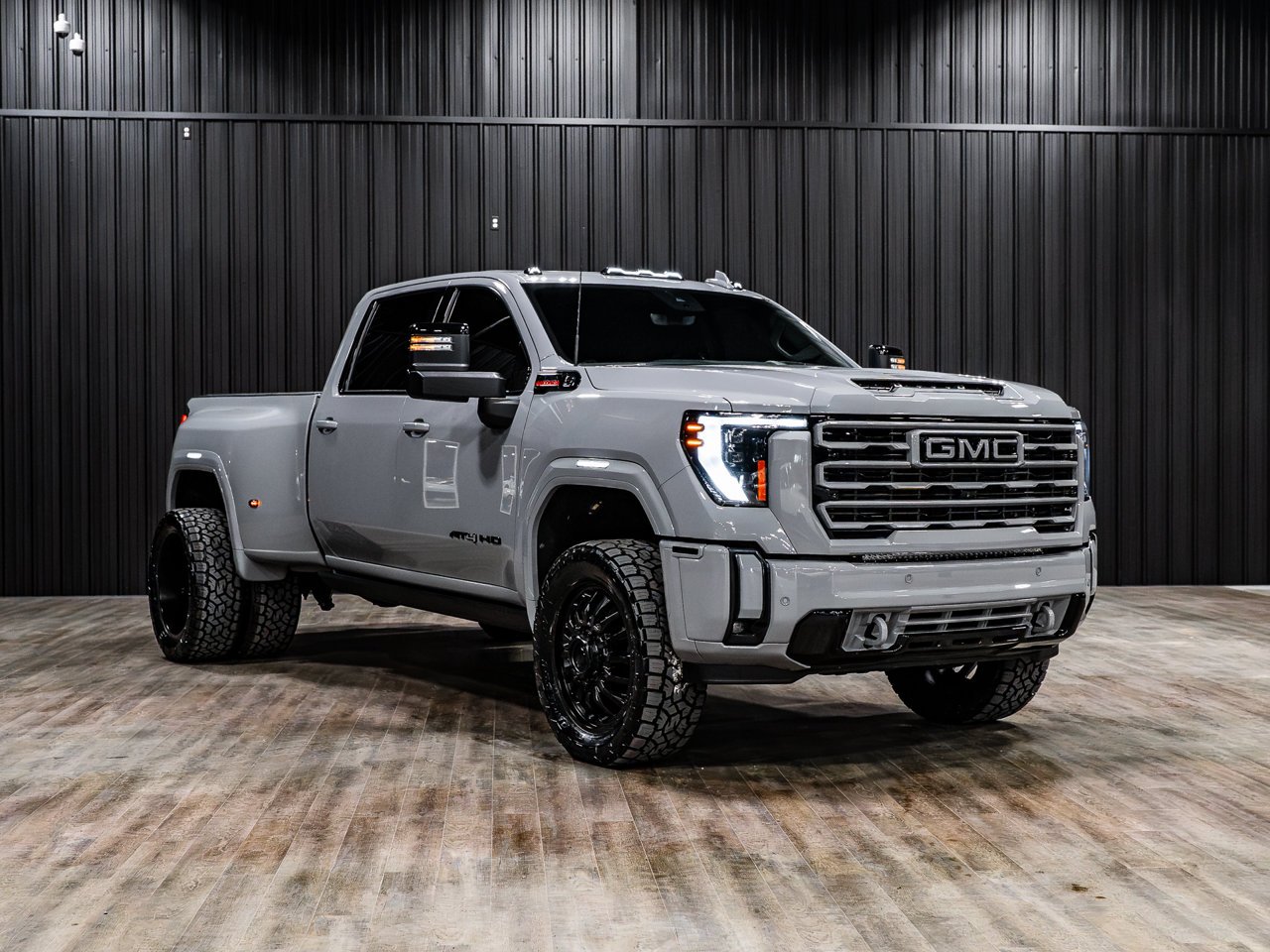 2024 GMC Sierra 2500HD 4WD Crew Cab 159 AT4 Grey Sherwood Park - photo #1