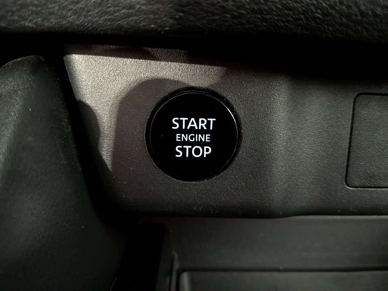 2024 Nissan Rogue AWD S Black Val-David - photo #28
