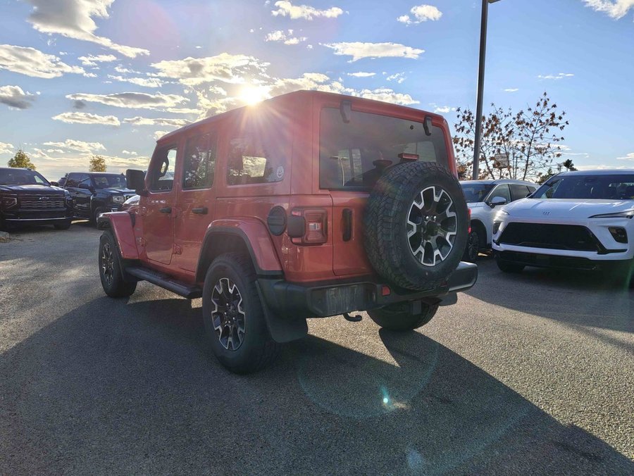 2024 Jeep Wrangler Unlimited Sahara V6 Auto 4X4 | Technology/Safety Packages Red