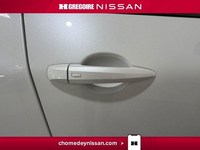2024 Nissan Rogue White Laval - photo #12