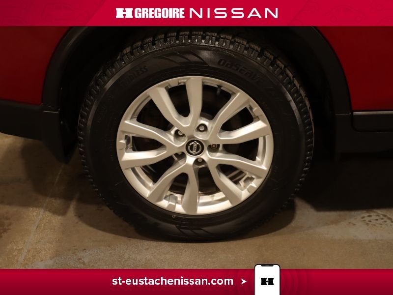 2017 Nissan Rogue Red Laval - photo #14