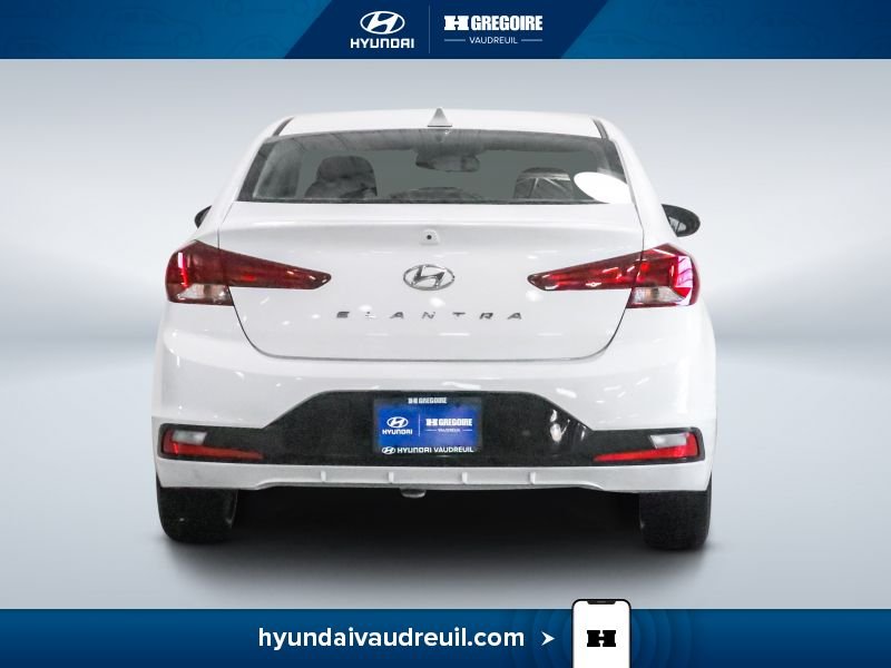 Hyundai Elantra YW214 | Preferred Manual 2019 Blanc Laval - photo #8