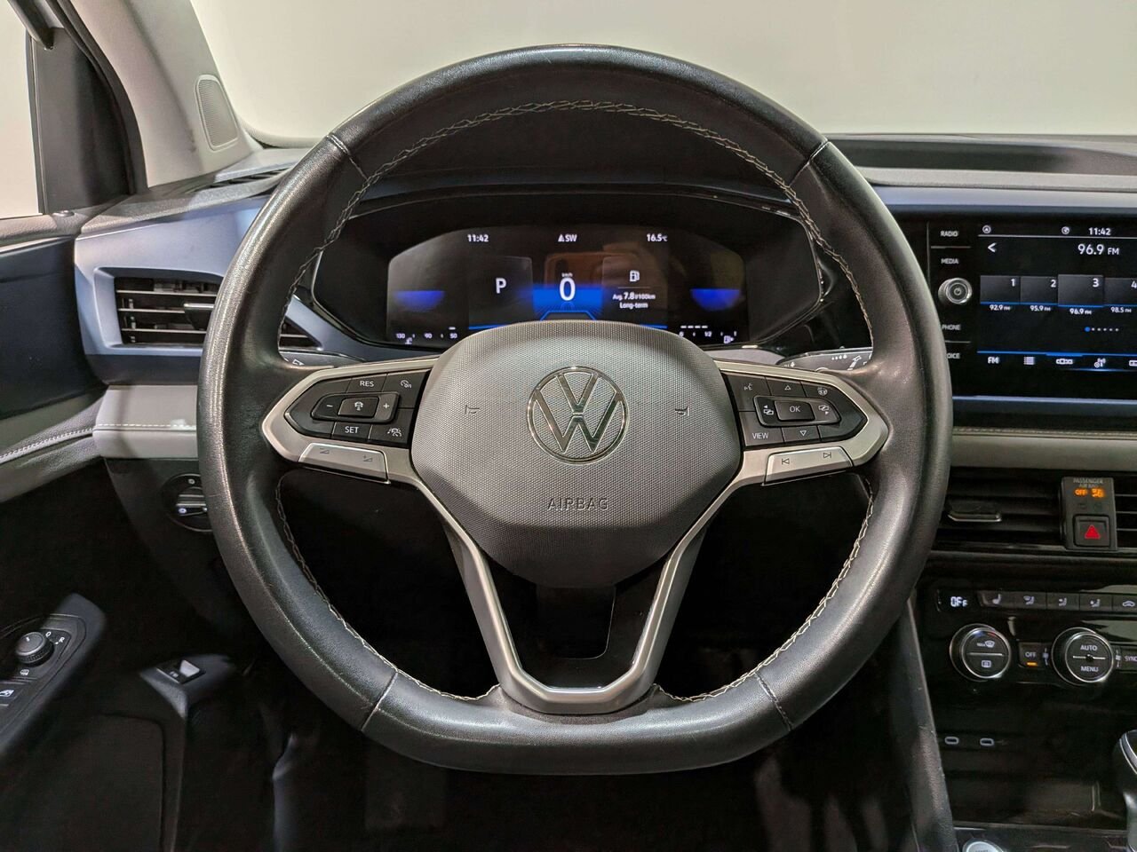 Volkswagen Taos Comfortline FWD 2024 Blanc Val-David - photo #12