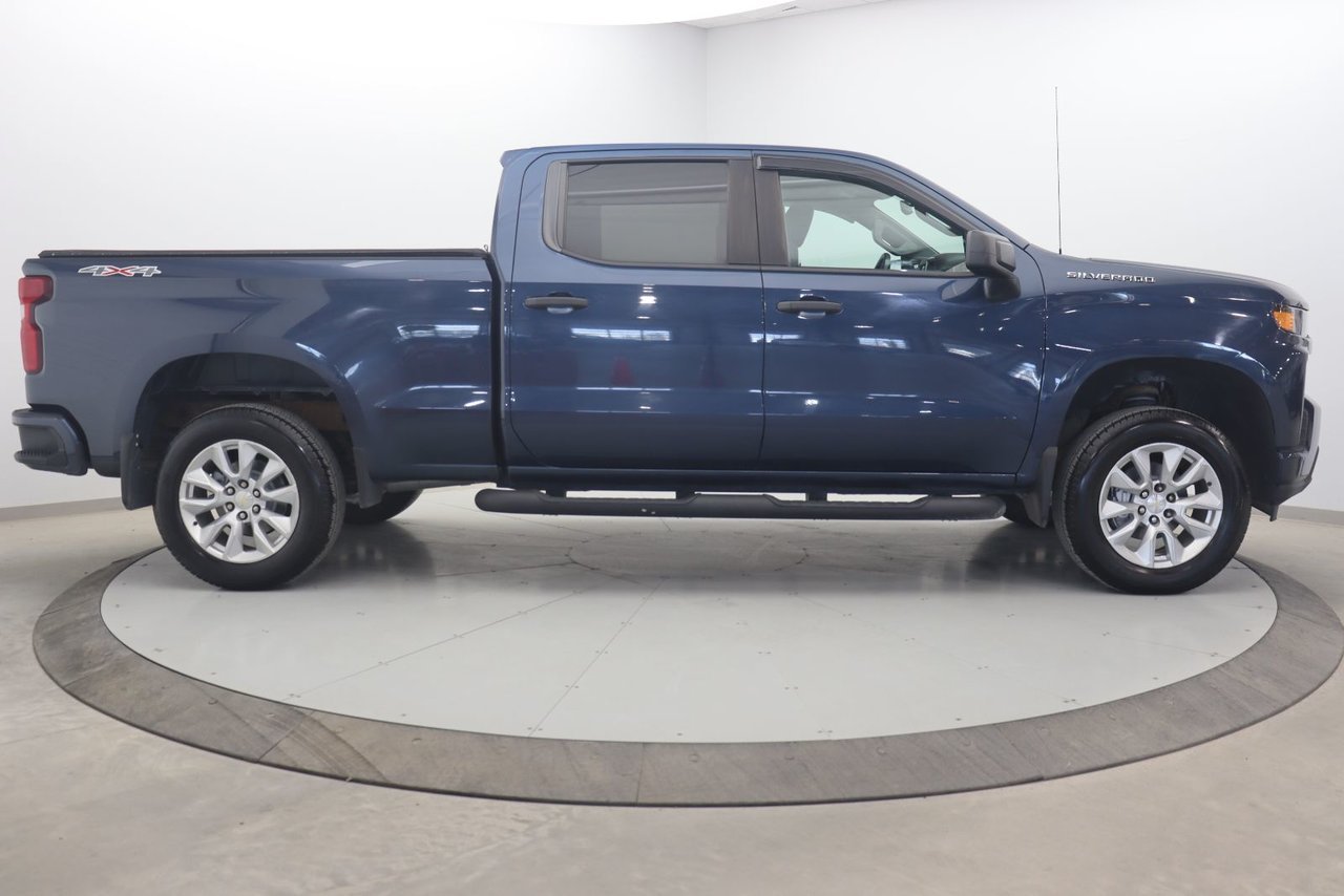 Chevrolet Silverado 1500 Custom 2020 Noir Baie-Comeau - photo #2