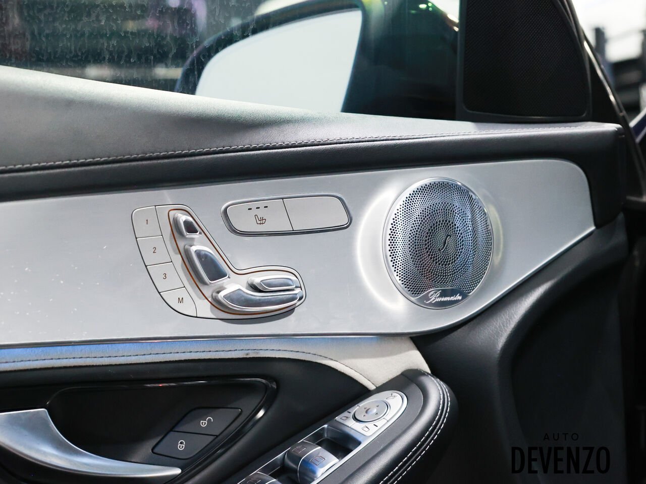 2019 Mercedes-Benz GLC Blue Saint-Eustache - photo #9
