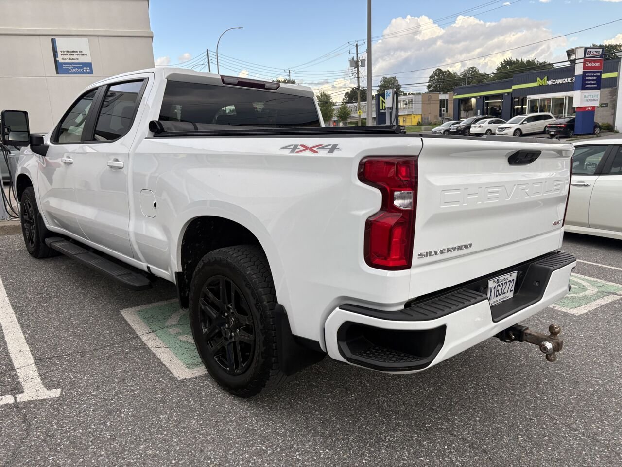 CHEVROLET SILVERADO 1500 RST 2023 Blanc Saint-Hyacinthe - photo #3