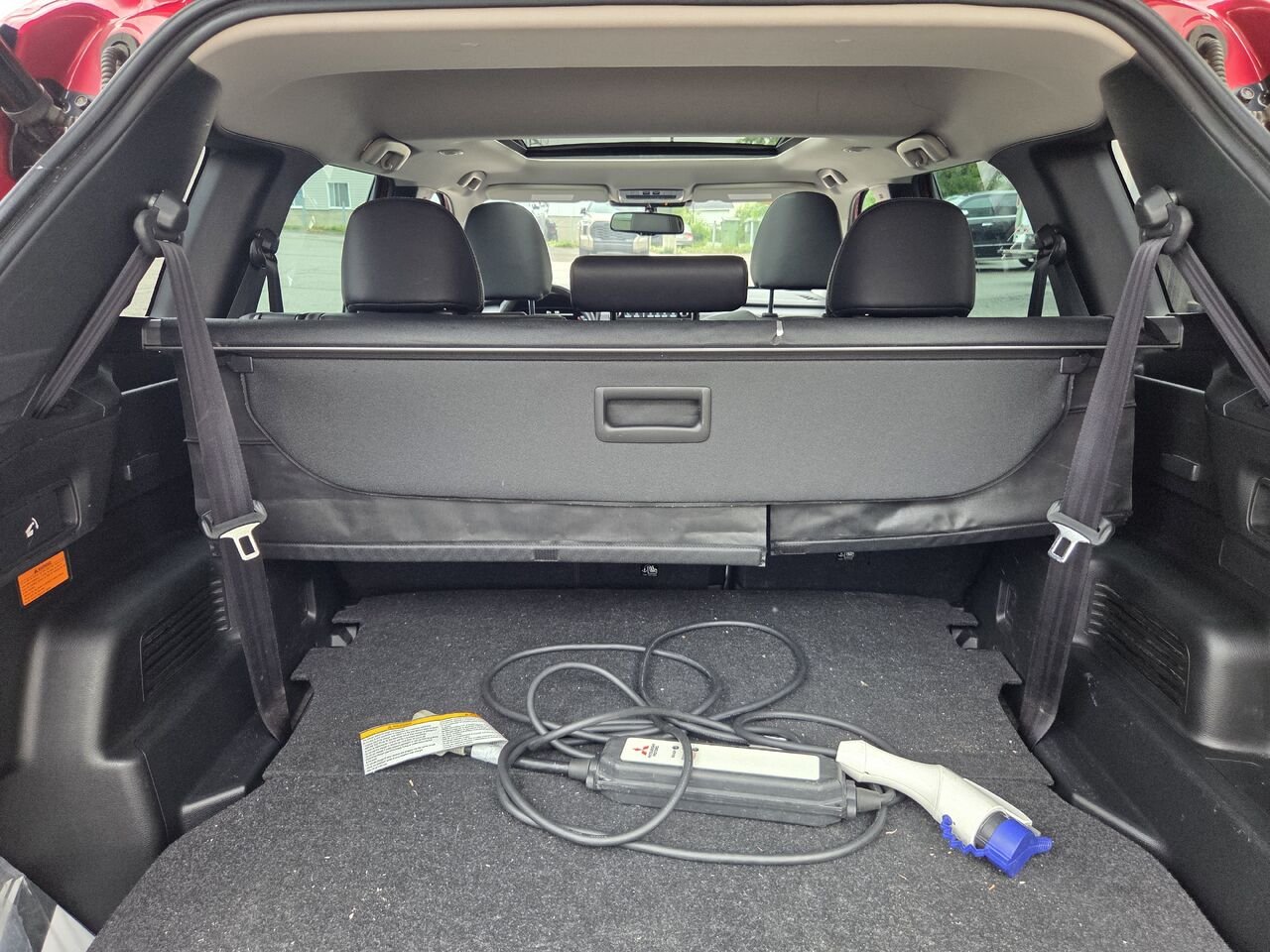 2023 MITSUBISHI Outlander Plug-In Hybrid Red Mont-Laurier - photo #6