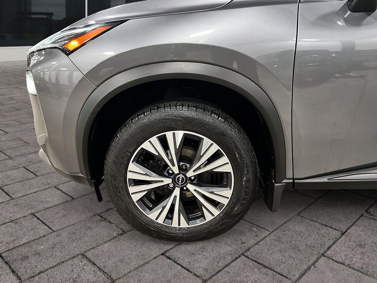 Nissan Rogue SV TI 2023 Gris Québec - photo #25