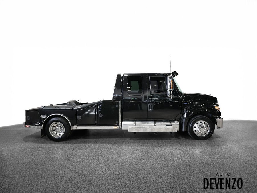 International TerraStar RV Hauler 6.4L Diesel MAXXFORCE 2014 2014 Noir