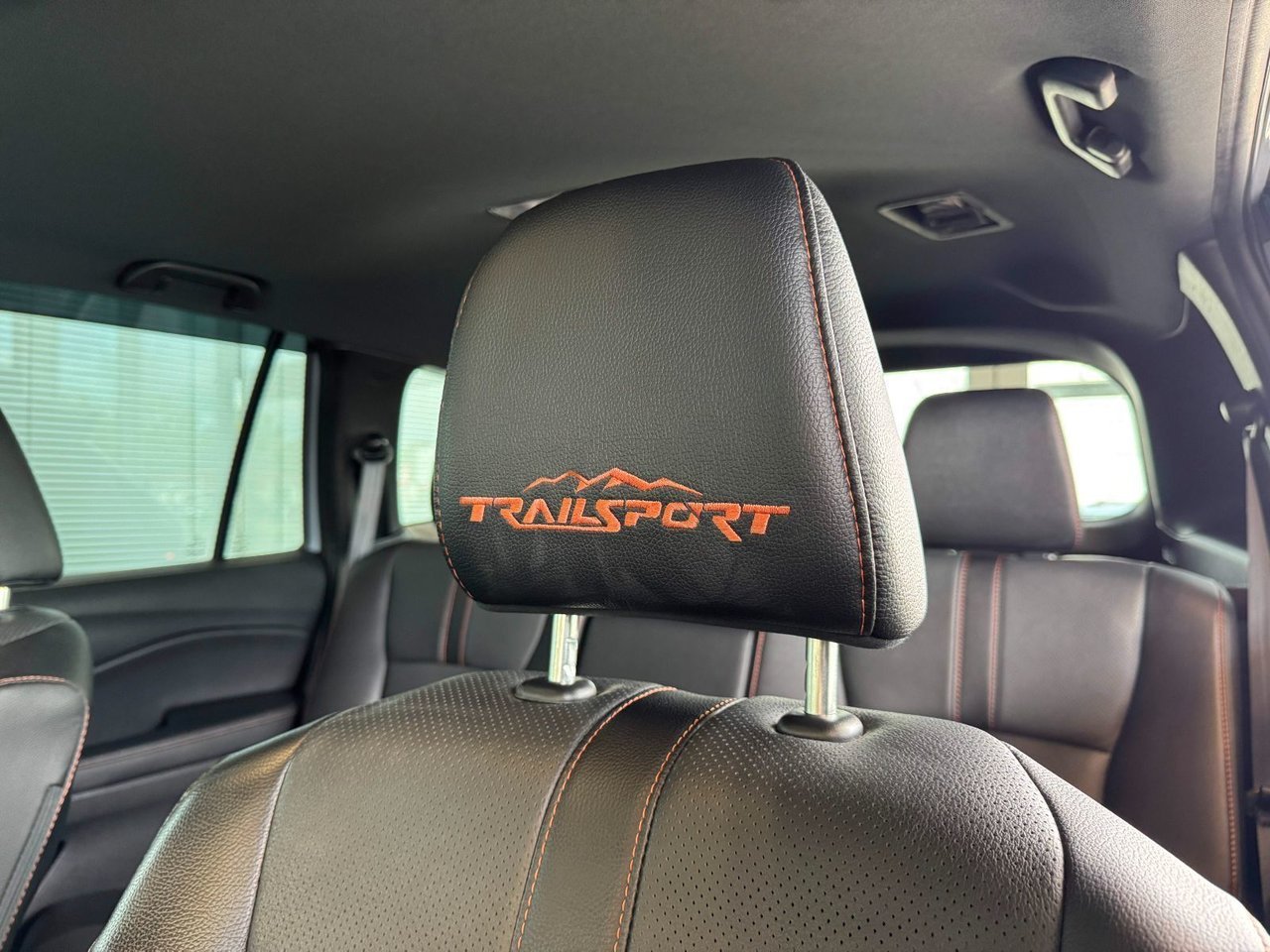 Honda Passport 2023 Gris Notre-Dame-des-Prairies - photo #14
