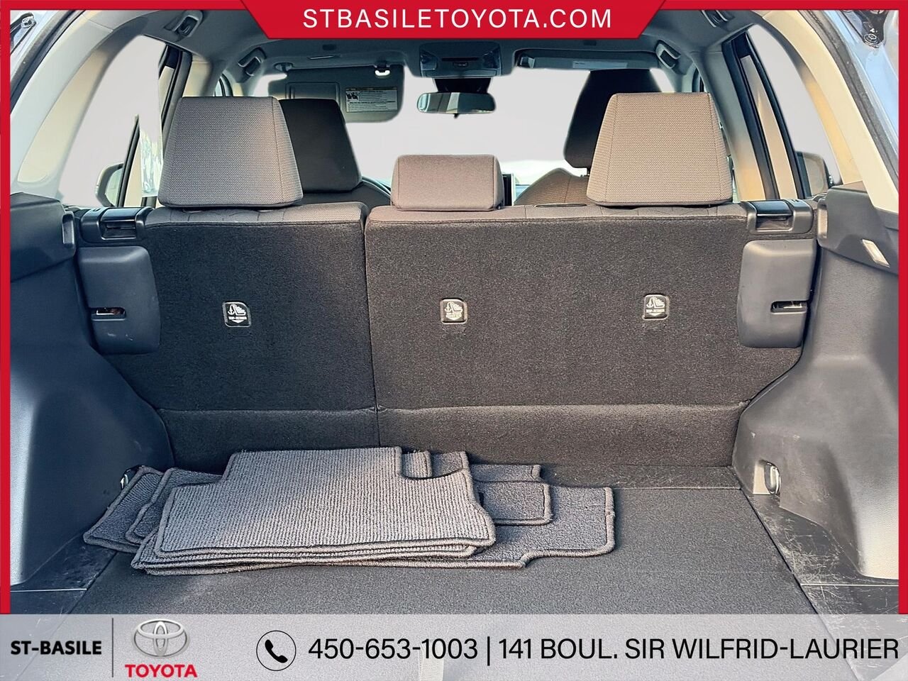 2023 TOYOTA RAV4 Silver Sky Metallic Saint-Basile-le-Grand - photo #8